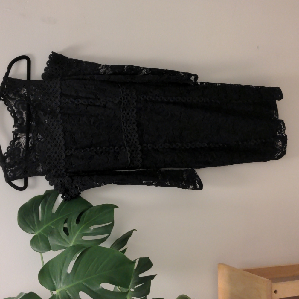 Black lace dress